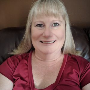 Meet your Posher, Cristal